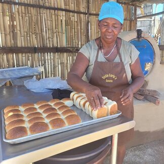 Yolanda Martínez, a Garífuna woman, is the chairperson of the PanMar (Bread and Sea) cooperative in the community of Nueva Armenia. Photo: © WFP/Hetze Tosta